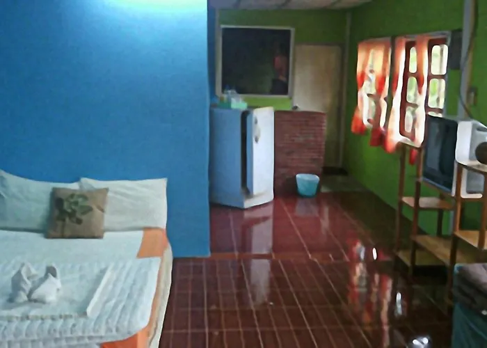 รีสอร์ท บ้านต้นน้ำ