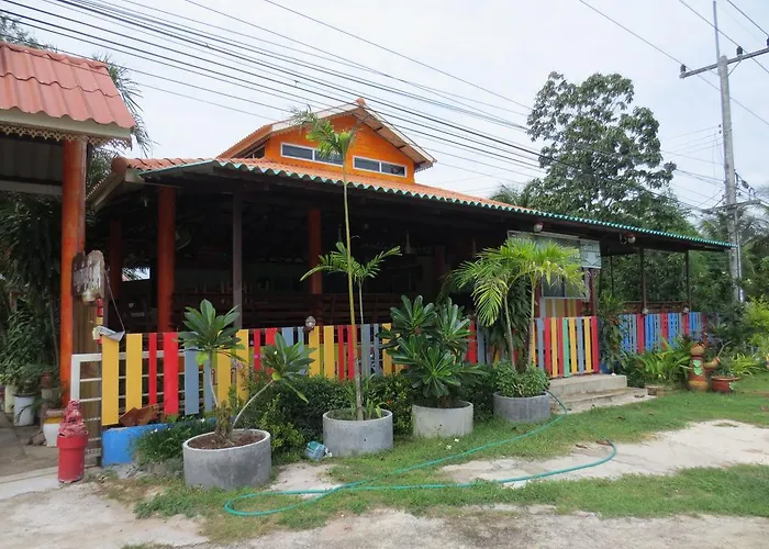 บ้านต้นน้ำ