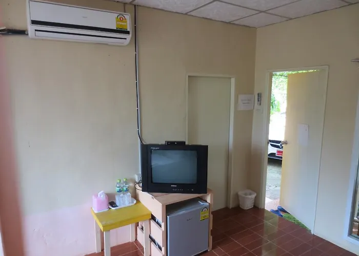 รีสอร์ท บ้านต้นน้ำ 3*