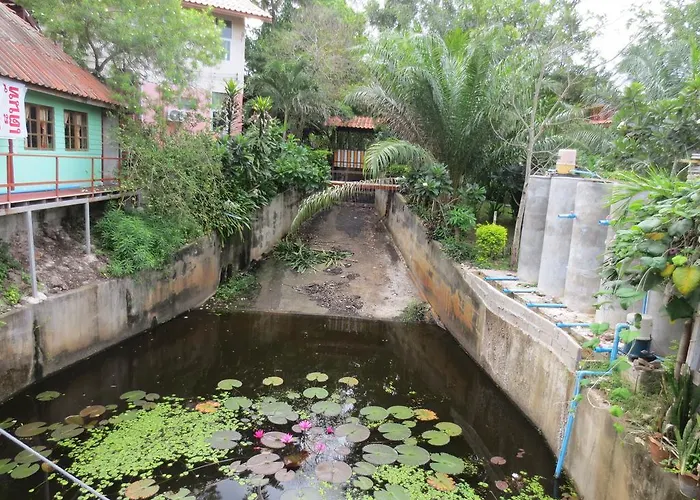 บ้านต้นน้ำ