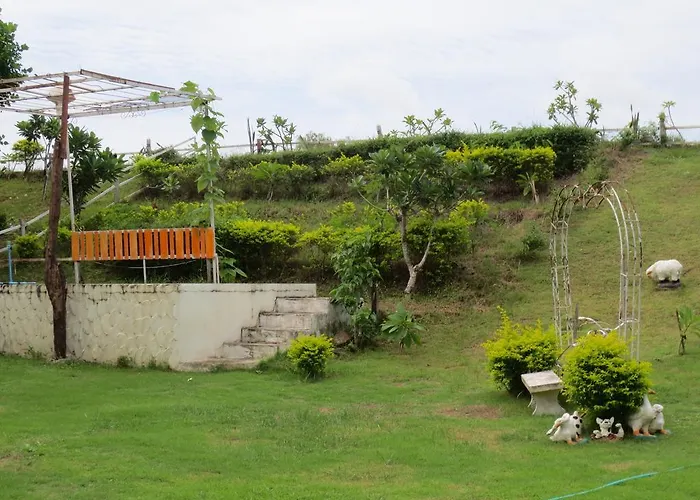 รีสอร์ท บ้านต้นน้ำ 3*