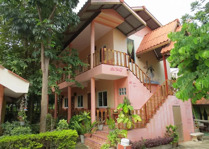 รีสอร์ท บ้านต้นน้ำ 3*